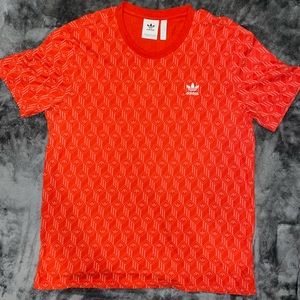 Adidas T-Shirt